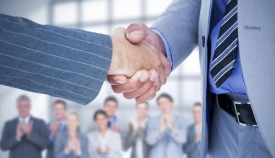 IT外包以專家顧問的身份進入企業(yè)，價值不言而喻